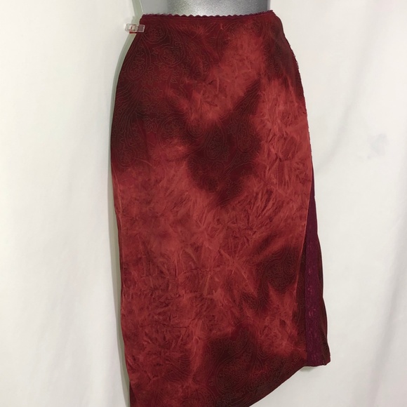 Rampage slip skirt lace on sides gold paisley - Picture 6 of 8